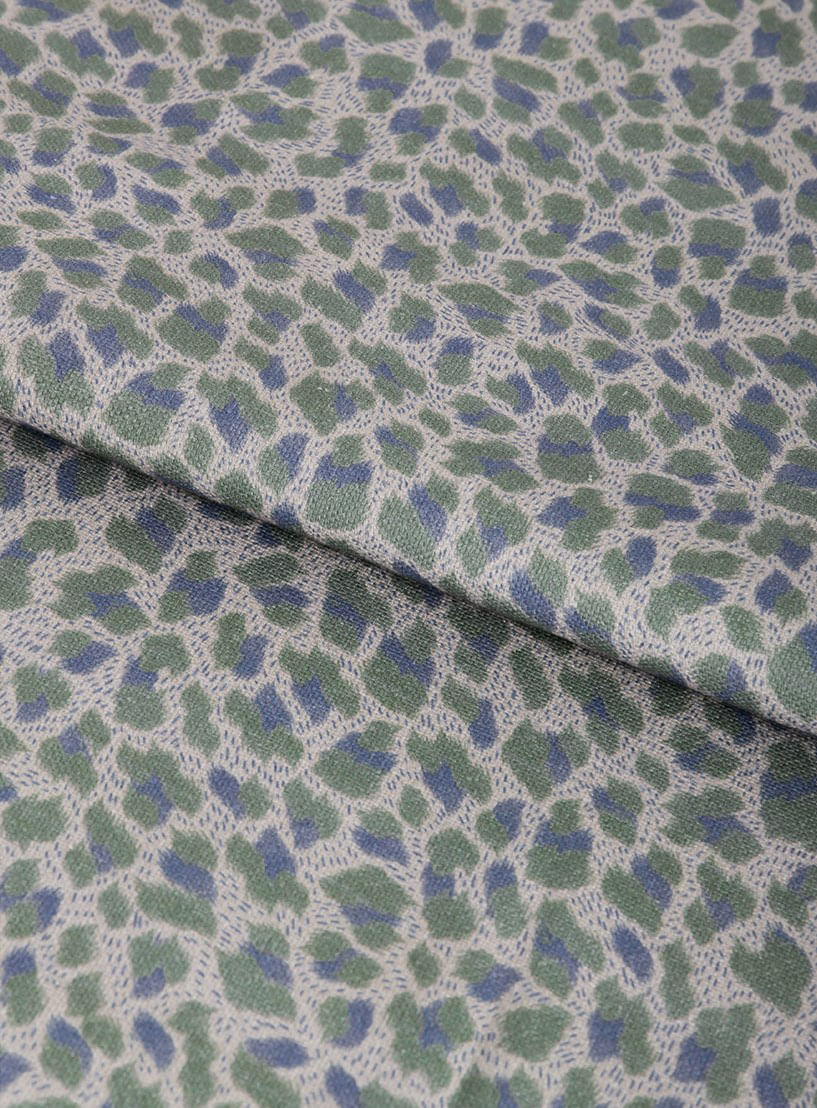 Tecido-estampado-onca-verde-e-azul